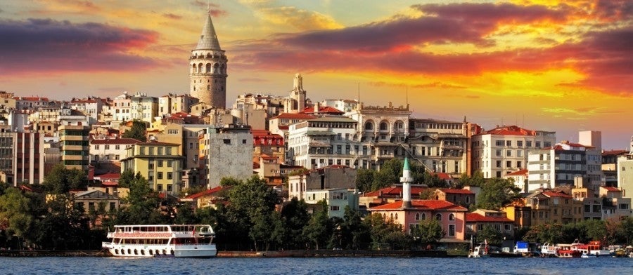 Istanbul sunset featured shutterstock 126662546