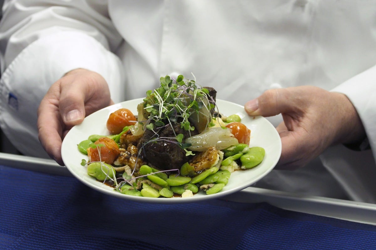 United 777-300ER 77W Polaris Preview Flight Food Prep