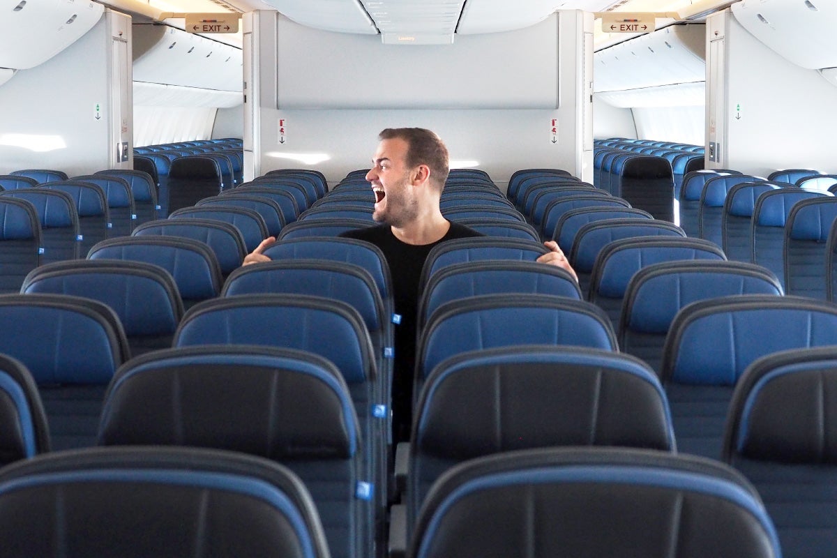 Brian Untied 3-4-3 777 Economy