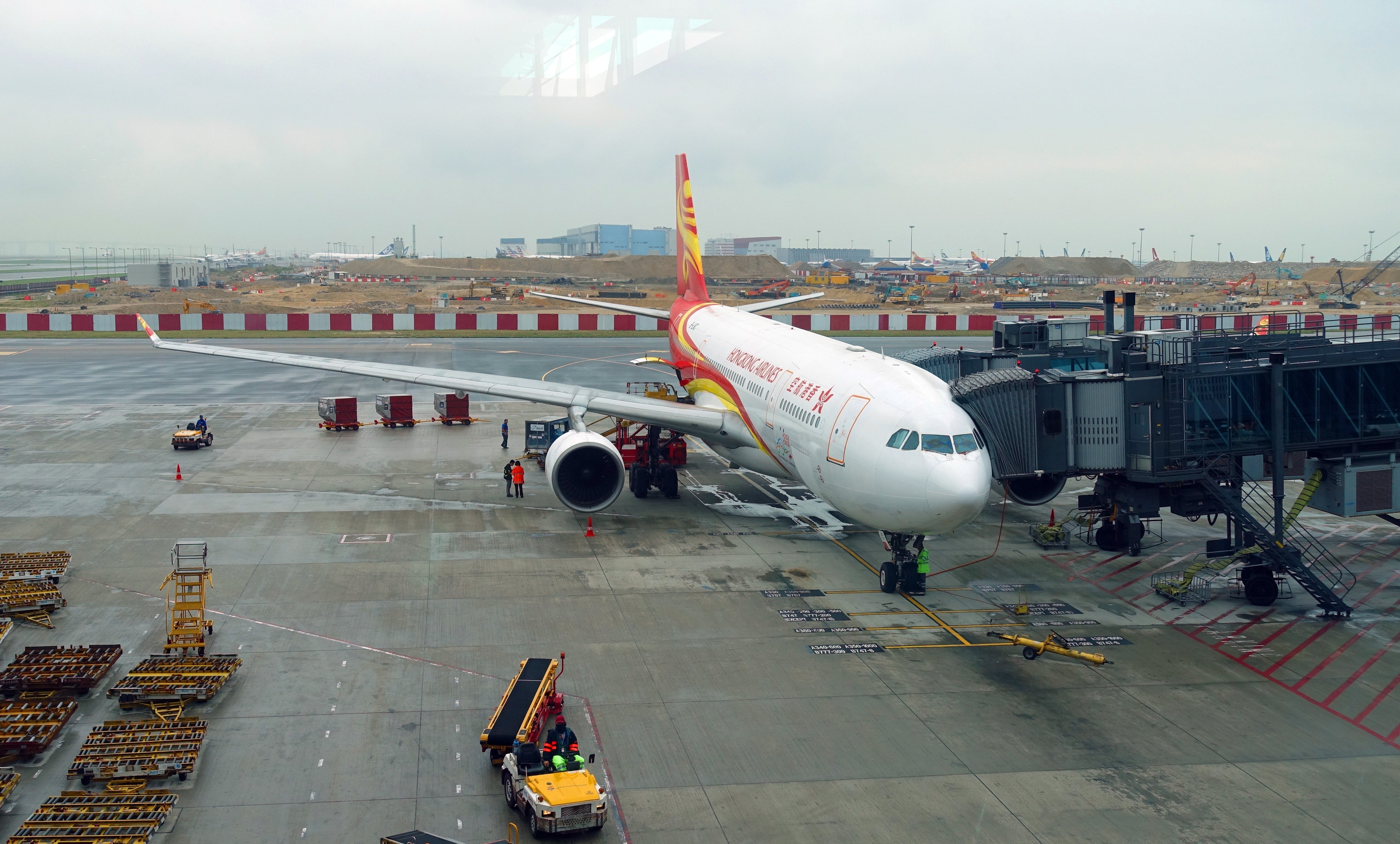 hong kong airlines a330
