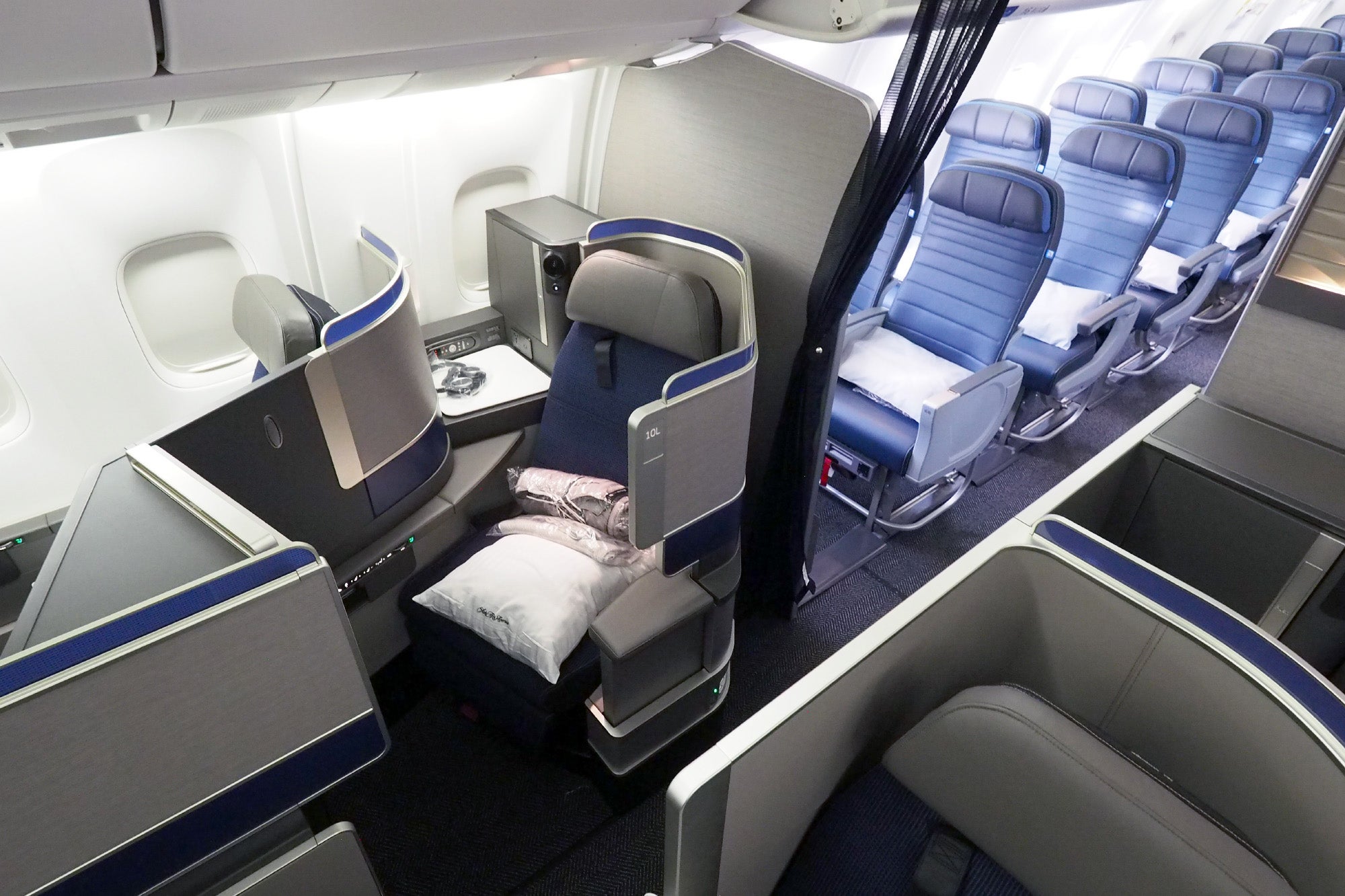 United 767-300ER Polaris Where to Sit