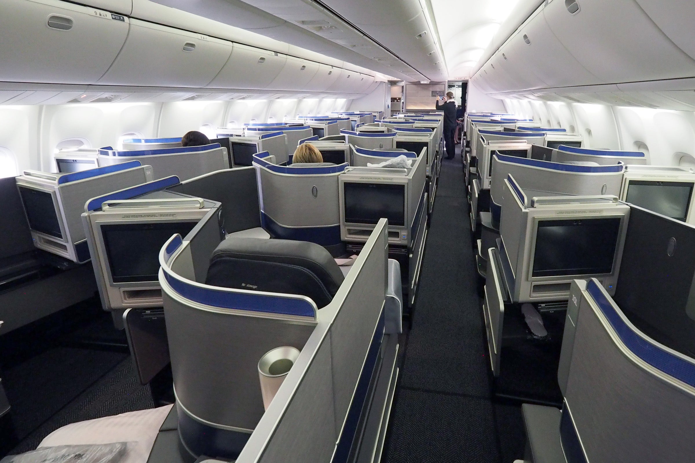 United 767-300ER Polaris Review