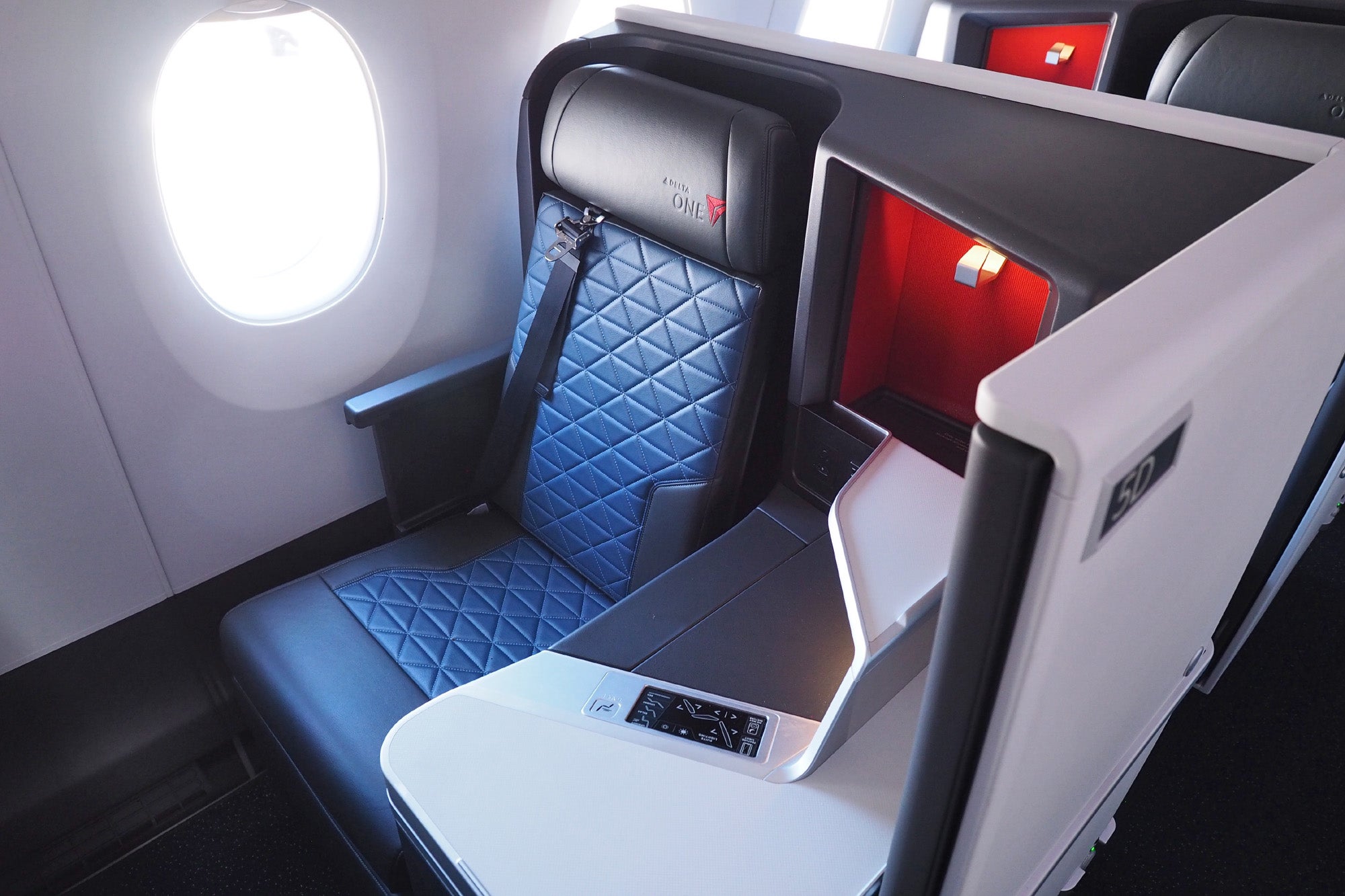 Delta One Suite A350