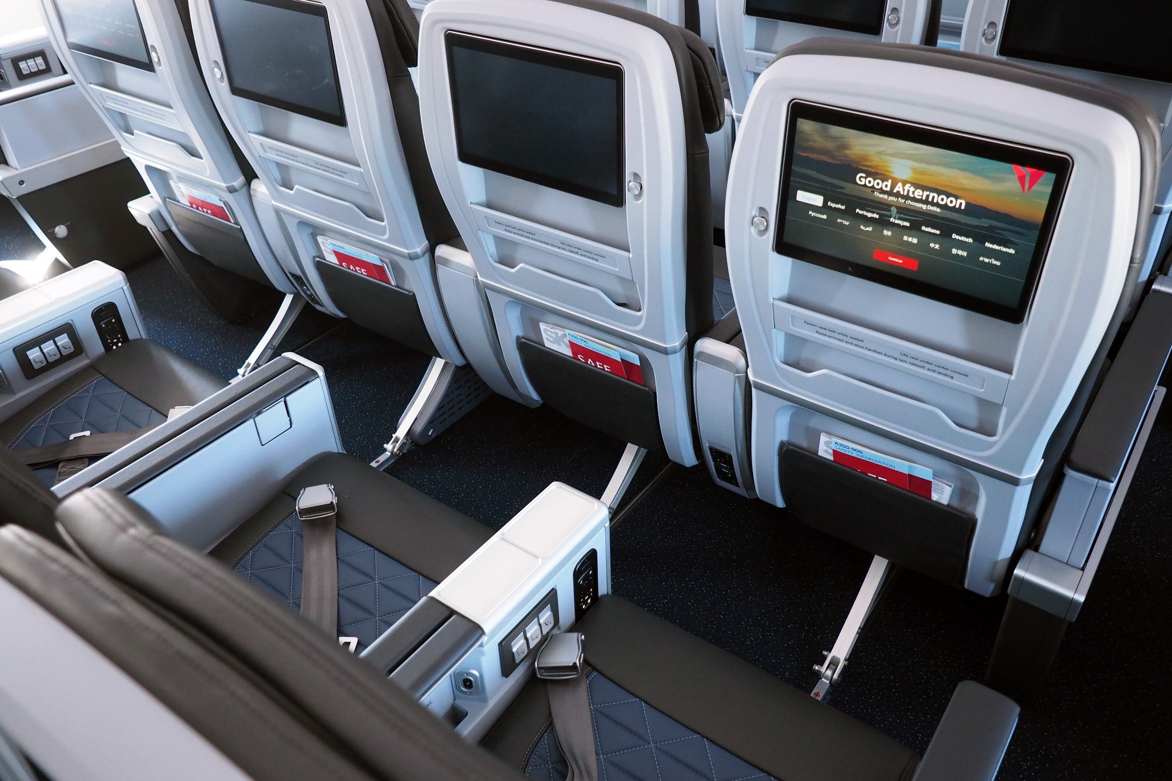 Delta A350 Tour Delta One Suite Premium Select