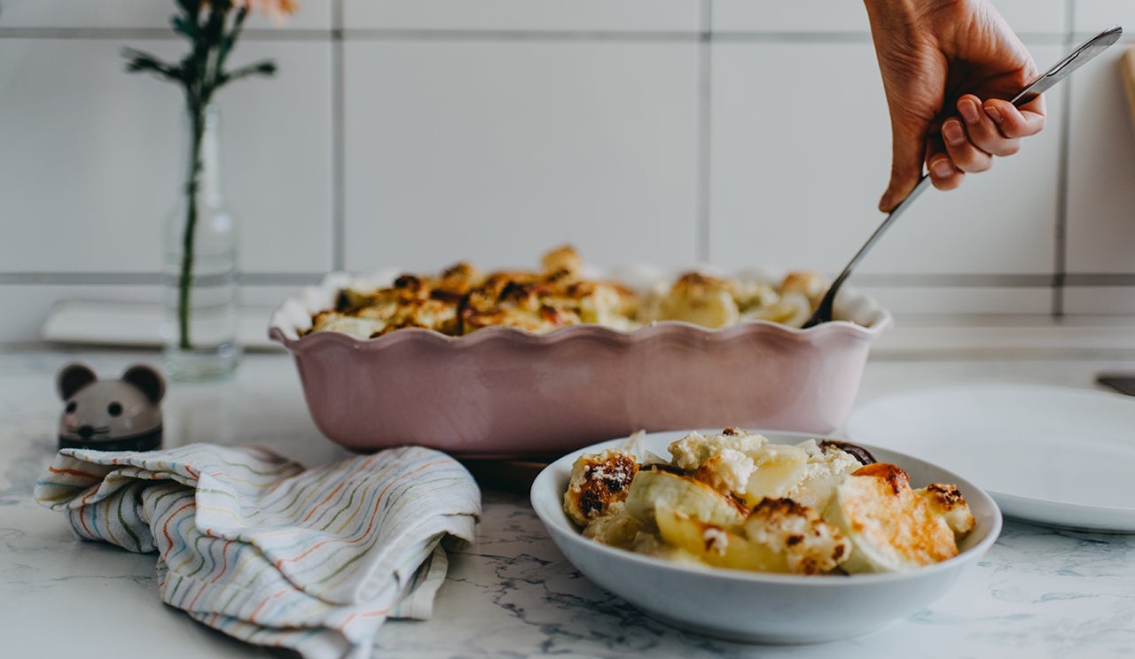 casserole on a plane