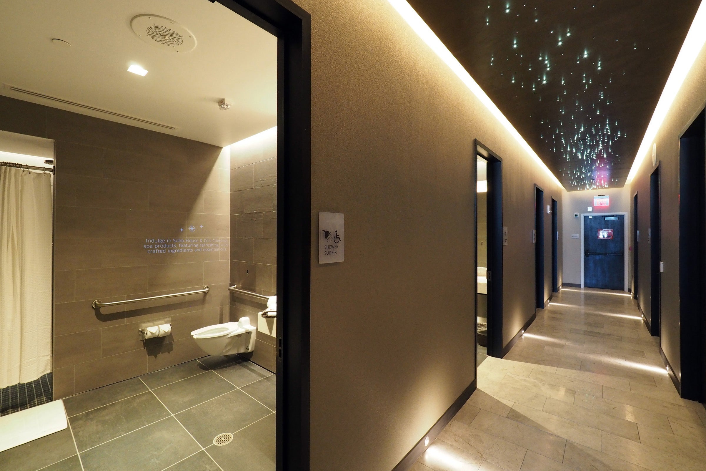 United Polaris Lounge SFO Tour