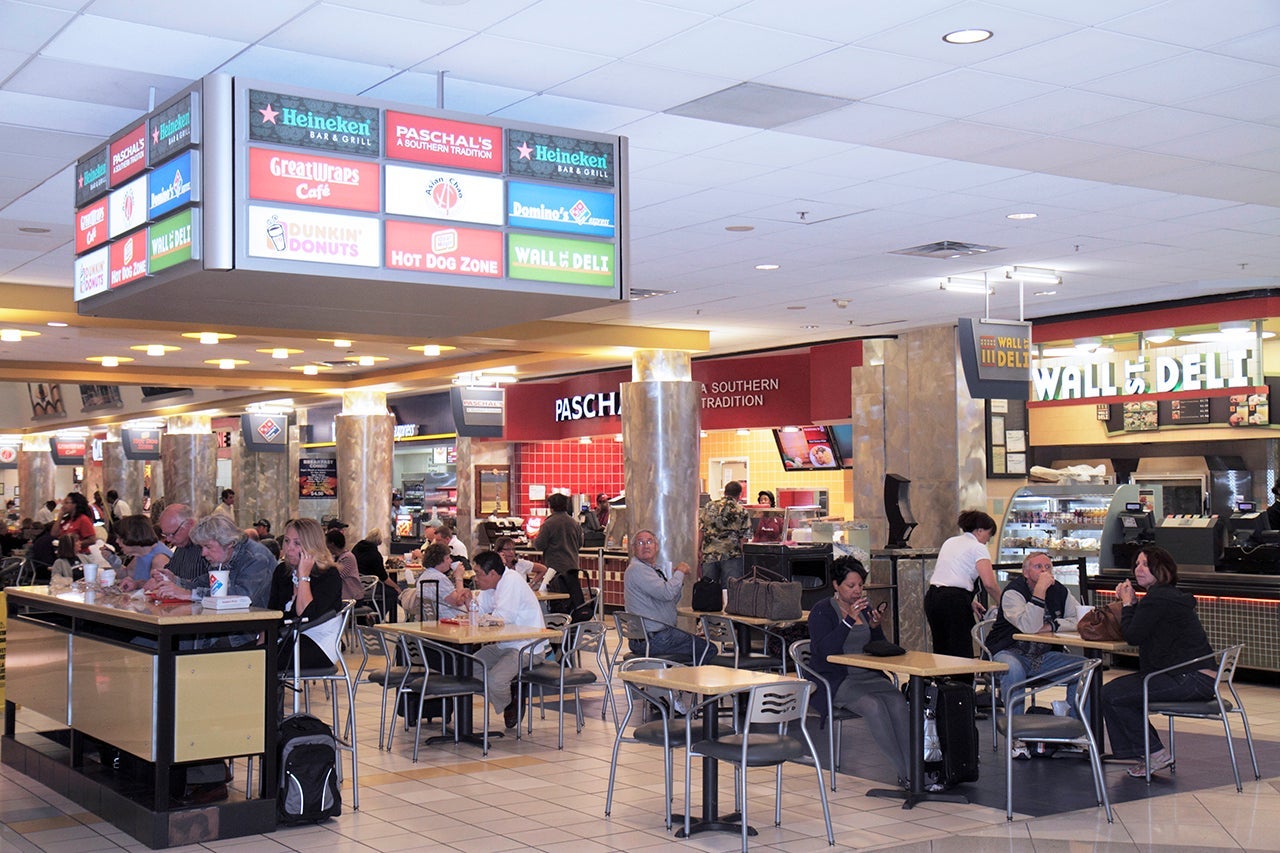 Hartsfield-Jackson Atlanta International Airport, fast food, food court.