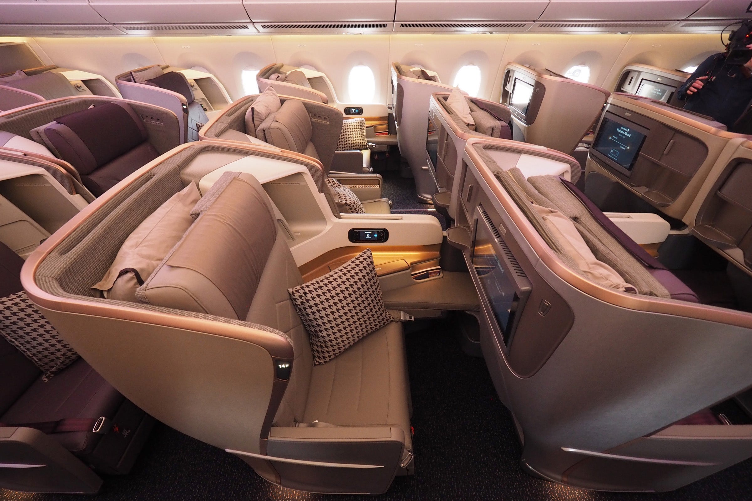 Singapore 21 A350-900ULR Business Class Review