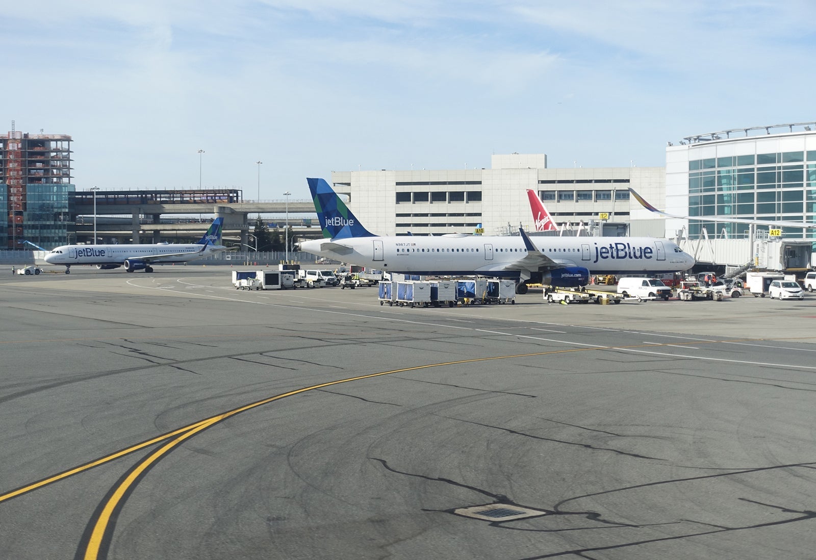 JetBlue A321 SFO