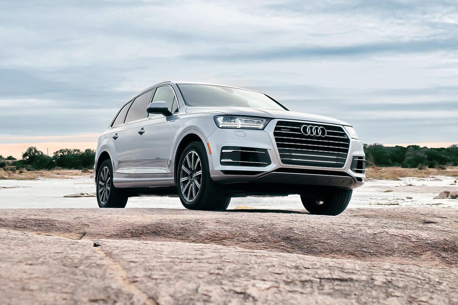 Audi Q7 silvercar
