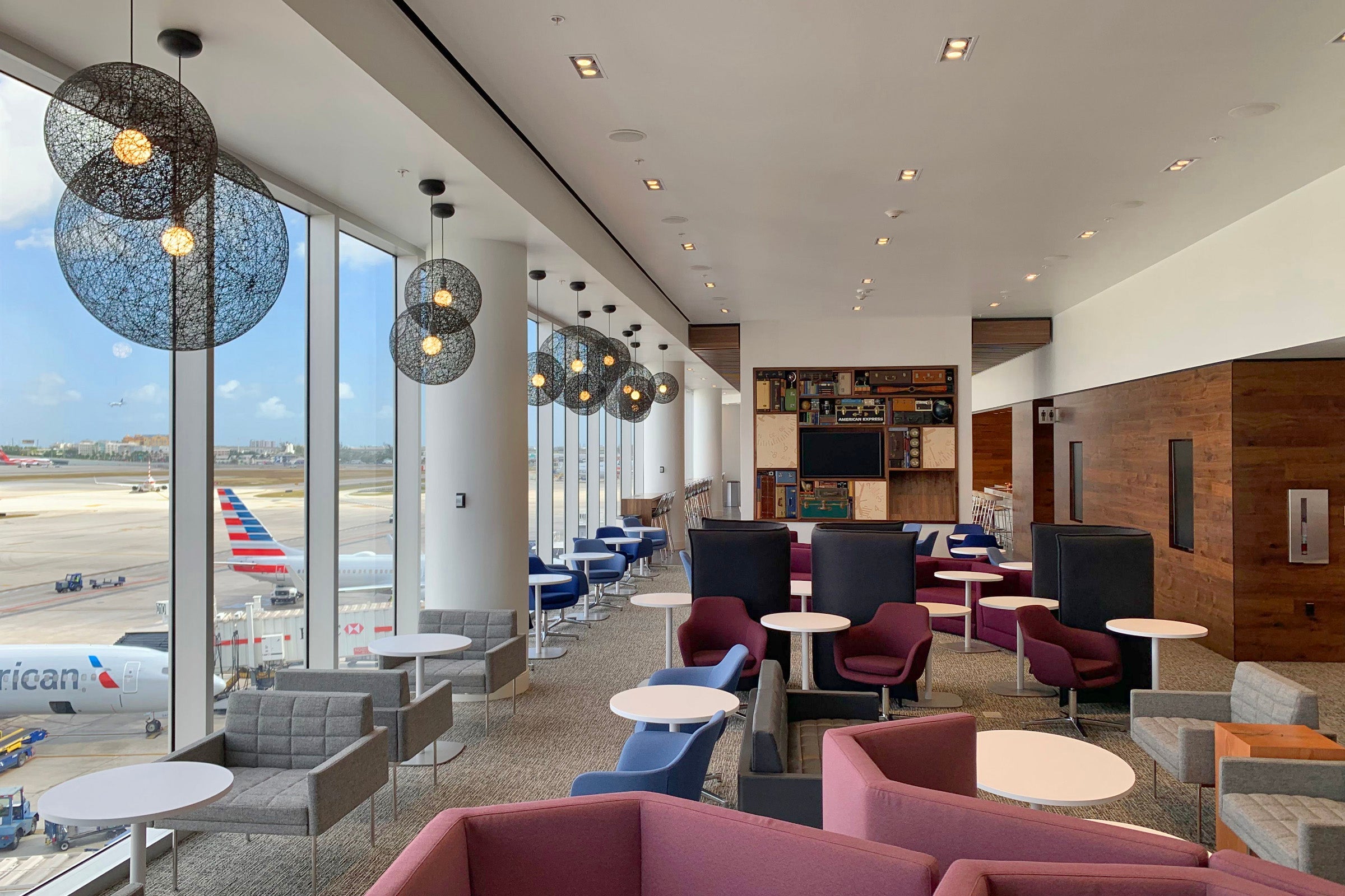 Amex Centurion Lounge MIA Expansion ZH
