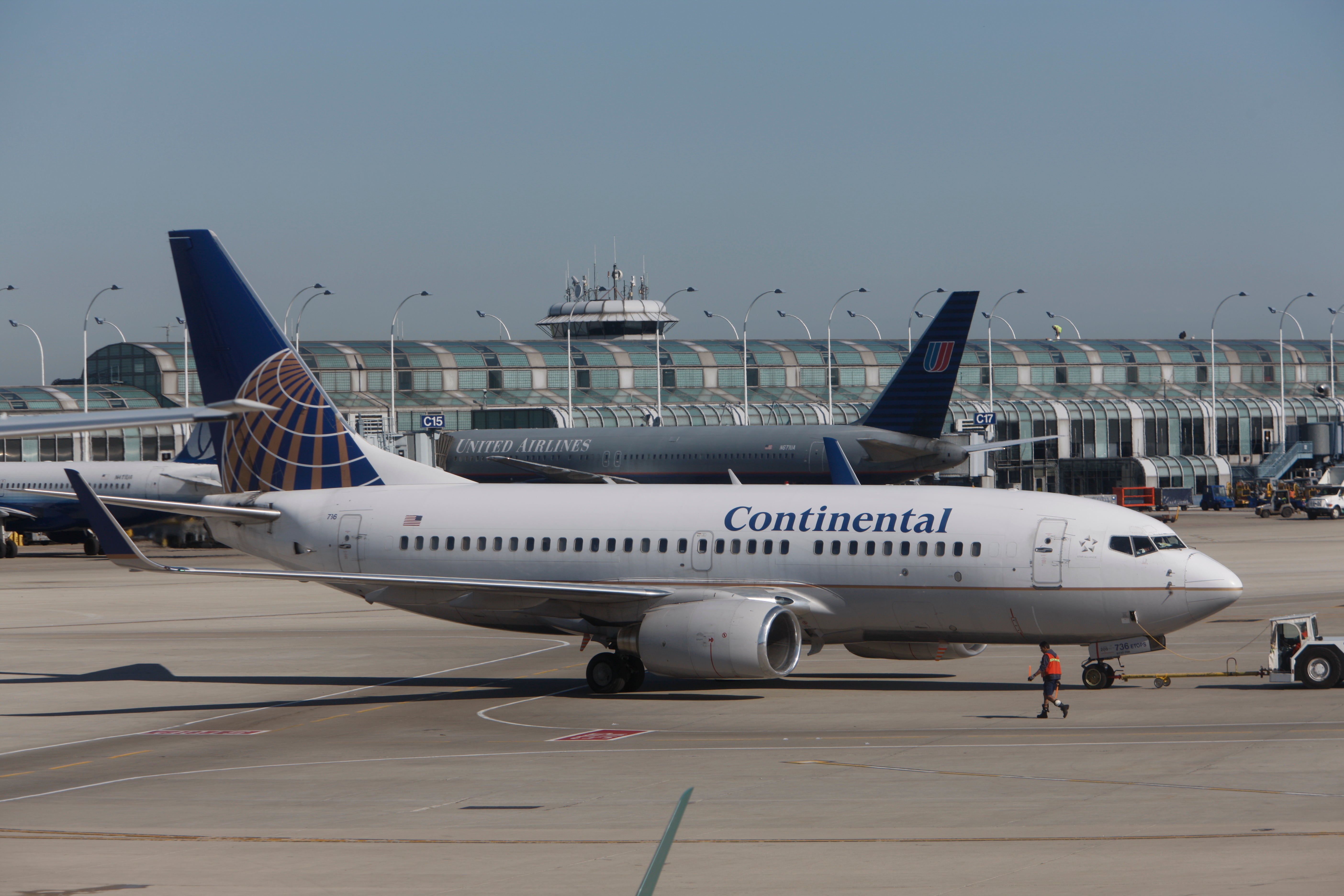 USA - Business - United Airlines to Buy Continental