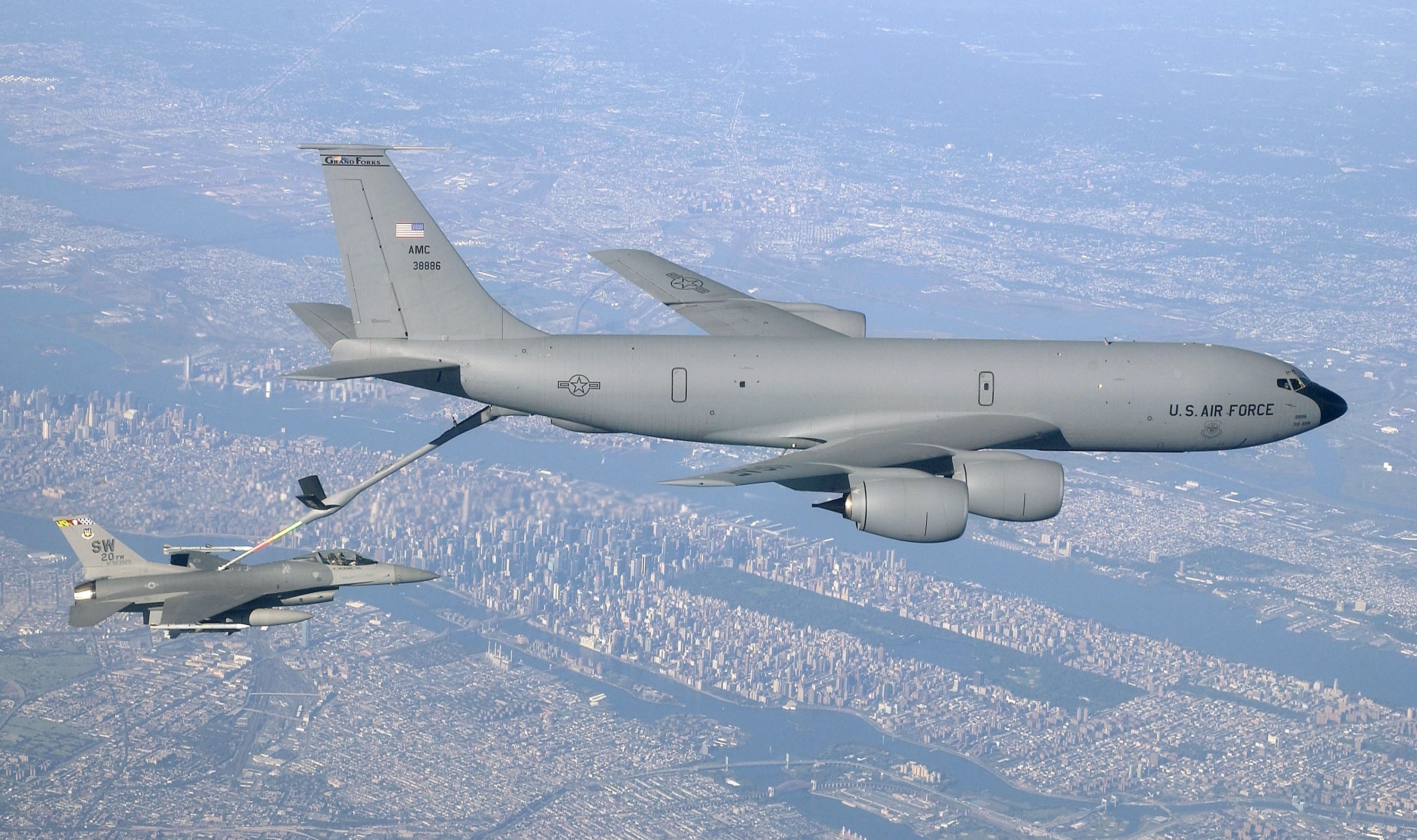 Fighter Refuels Over Manhattan