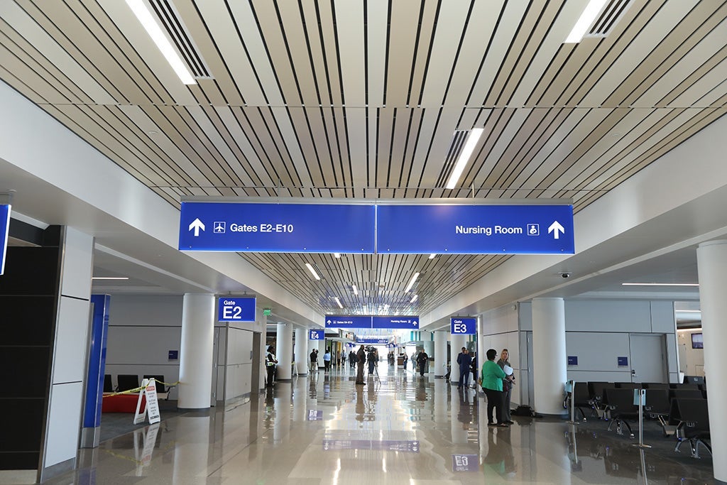 PHX North Concourse interior