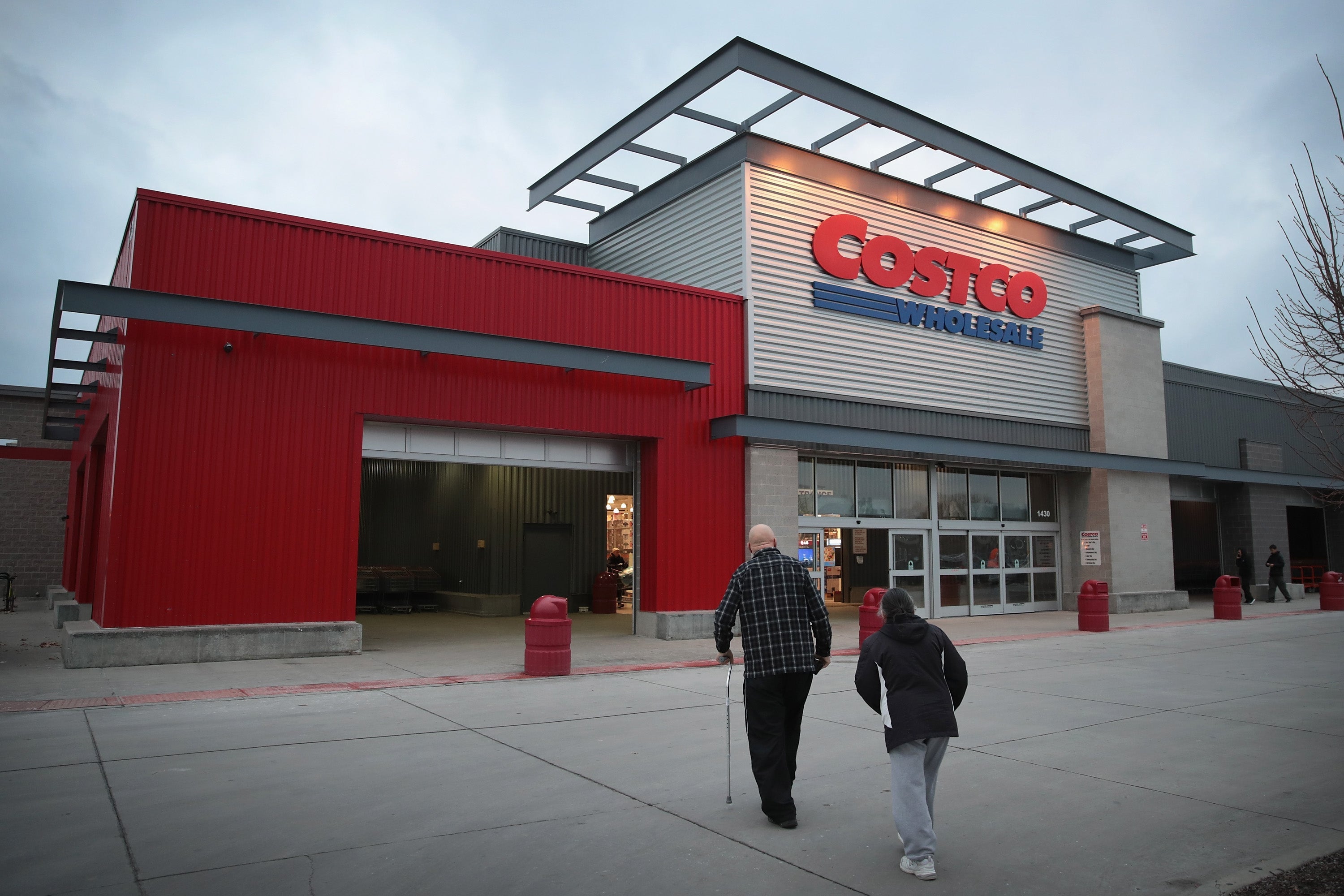 Big-Box Retailer Costco To Announce First Quarter Earnings