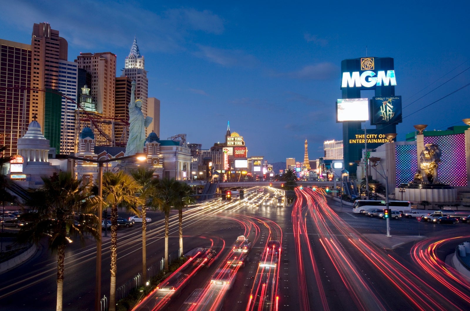 USA, Nevada, Las Vegas, Las Vegas strip with skyline at night