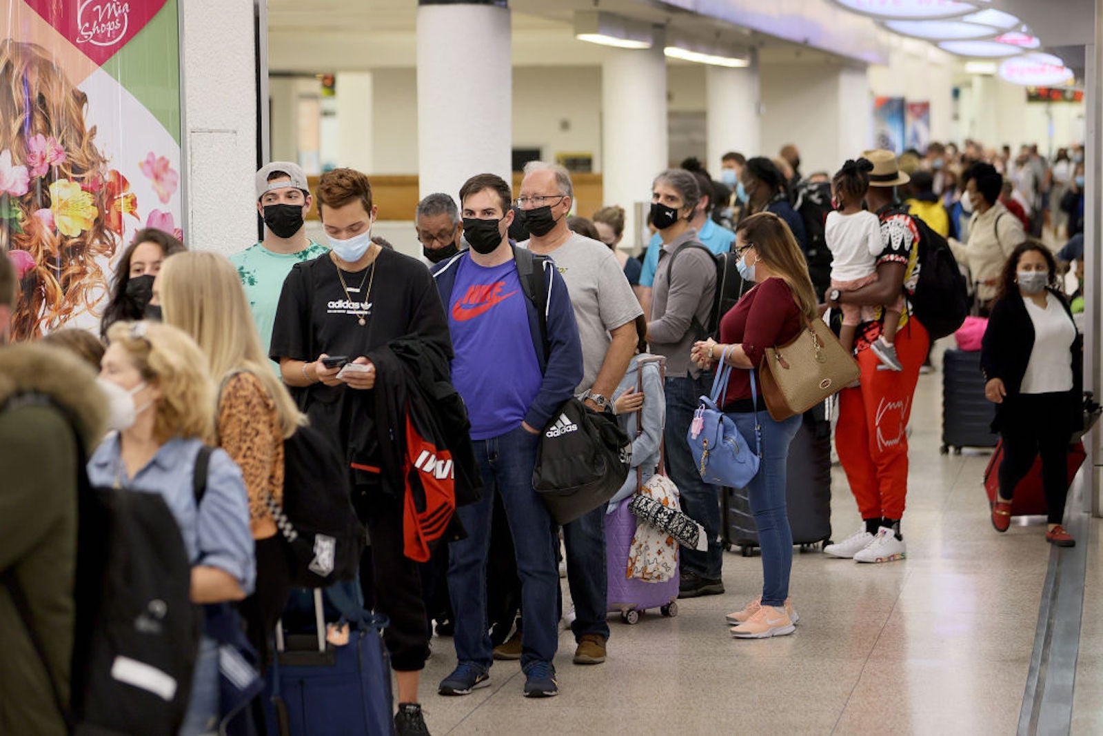Thanksgiving Travel Returns To Near Pre-Pandemic Volumes Across U.S.