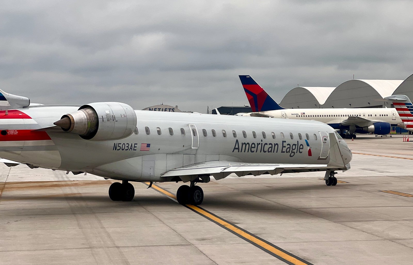 American Airlines PSA CRJ 700