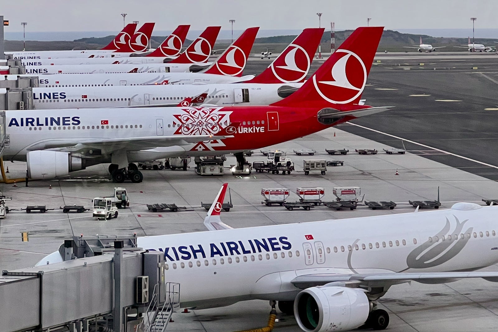 Turkish Airlines Planes Istanbul Airbus A330 Boeing 777
