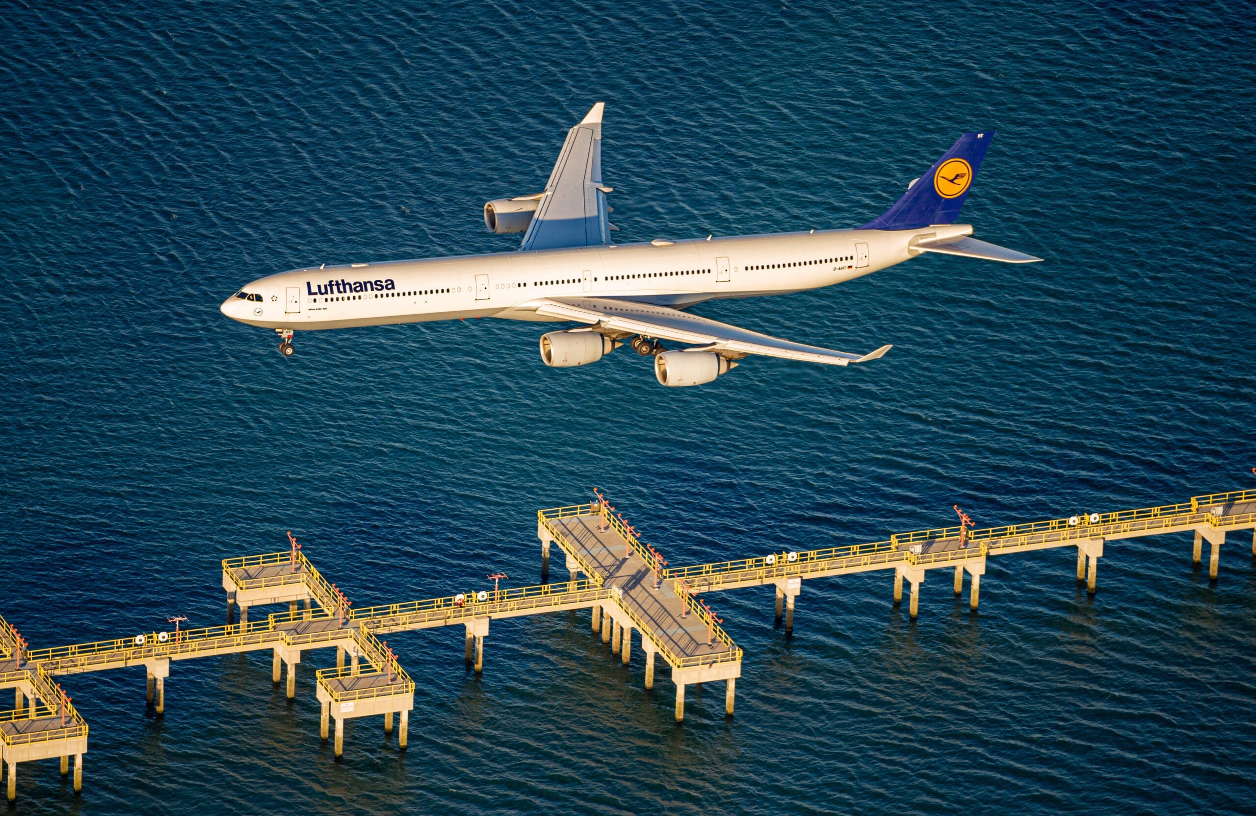 Lufthansa A340-600 Aerial Boston
