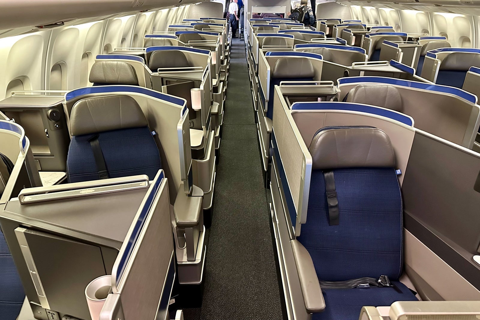 United Airlines Boeing 767-300ER Houston IAH Polaris