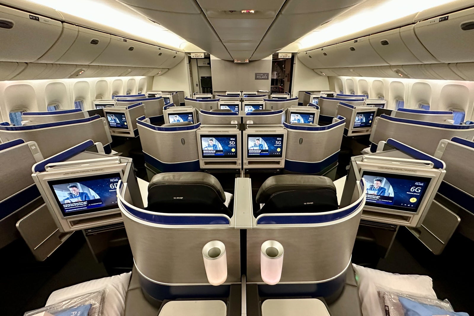 United Dubai Inaugural DXB Polaris Business Boeing 777-200
