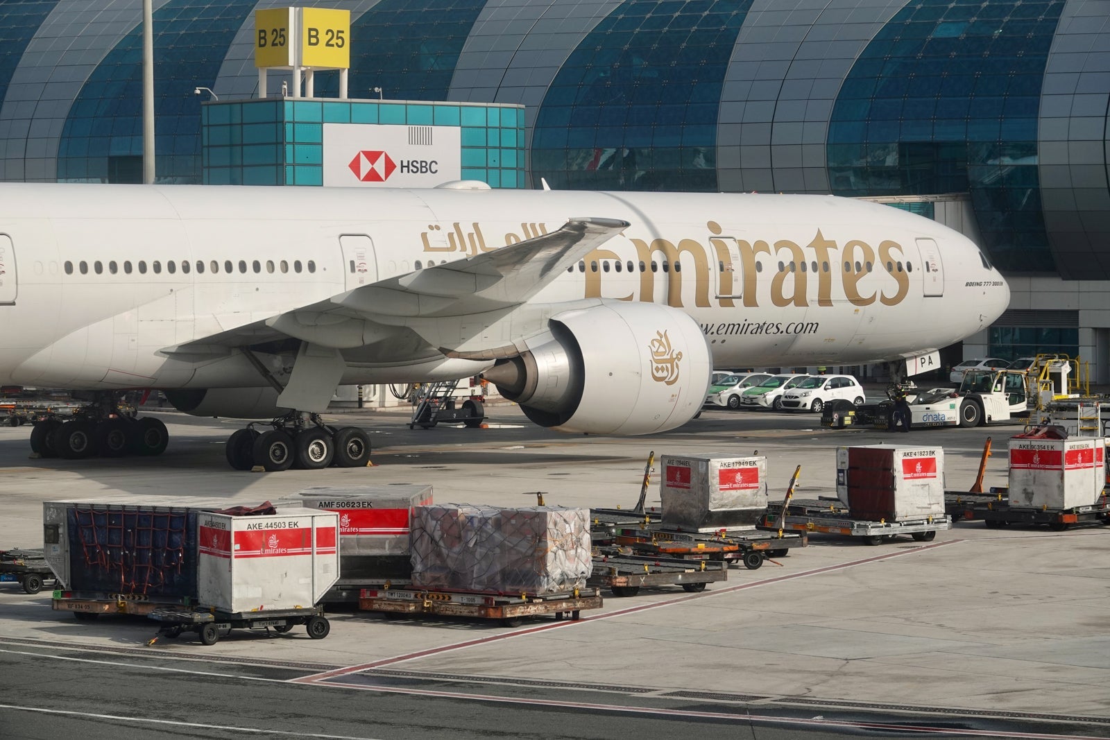 Emirates Boeing 777-300 777-200 A380 Dubai DXB Airport