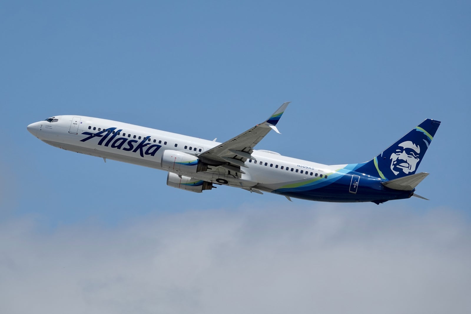 Alaska Boeing 737