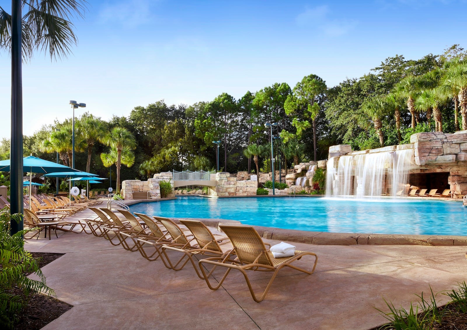 Grotto pool deck (1)