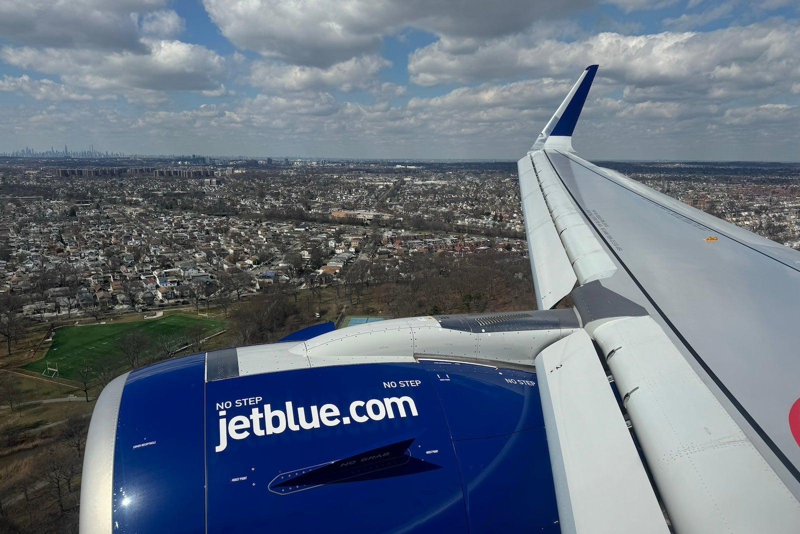 jetblue landing jfk