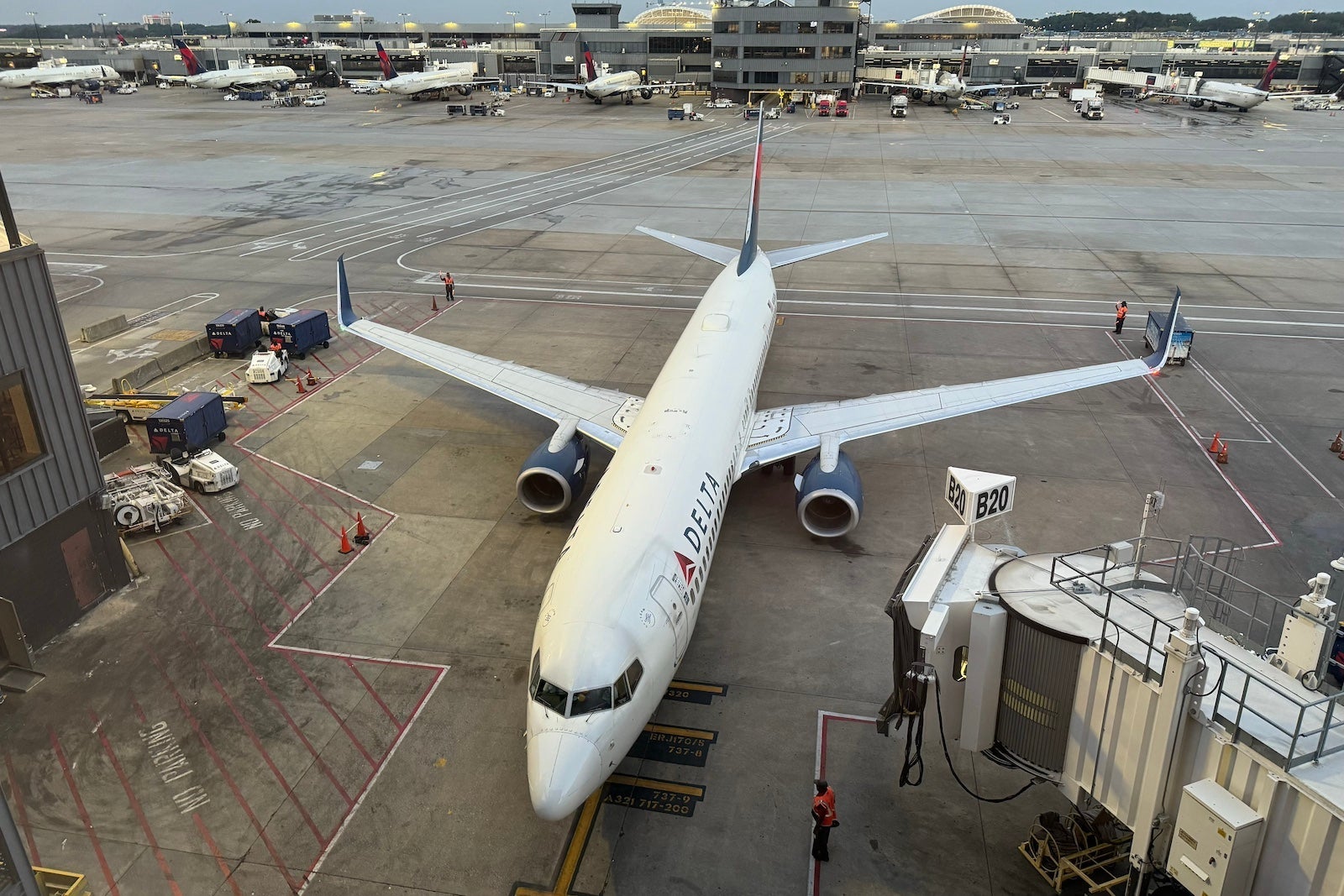DELTA planes ATL