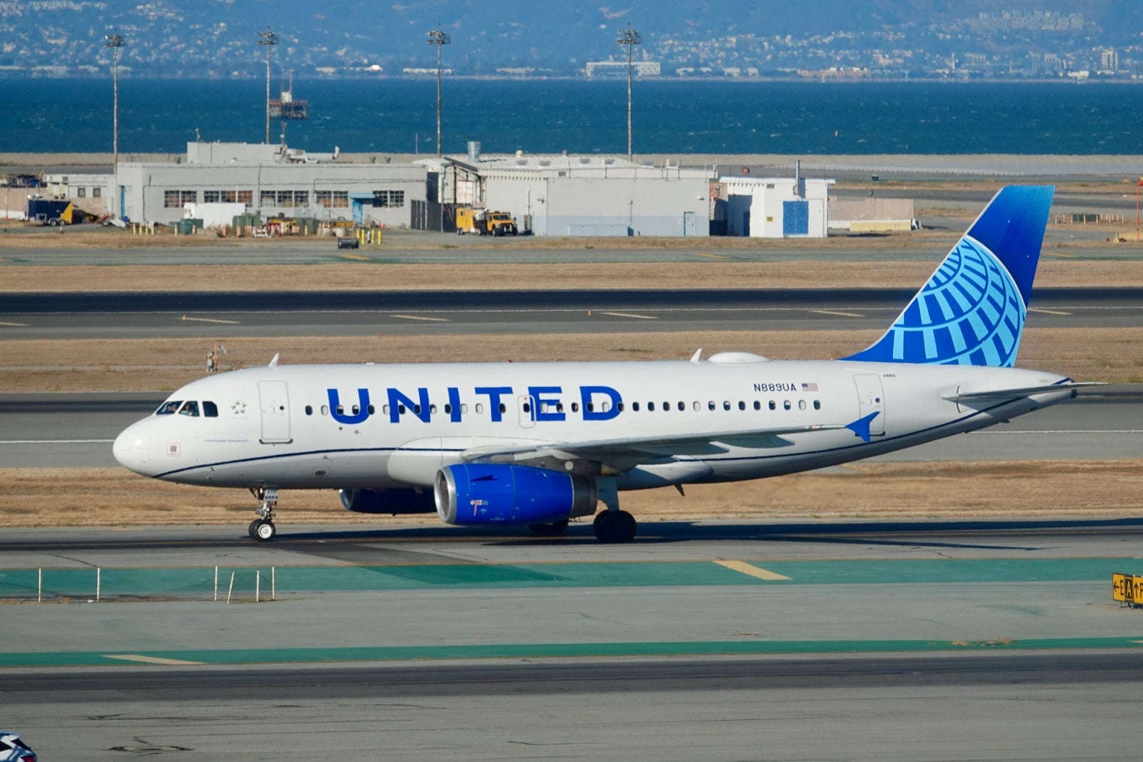 United Airbus A319 San Francisco