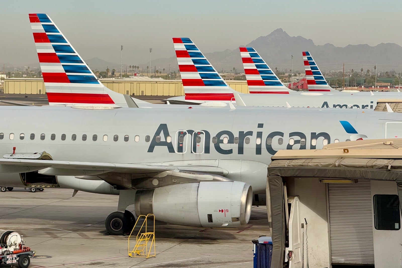 American Airlines Boeing 737 Airbus A320 A321 Eagle Phoenix
