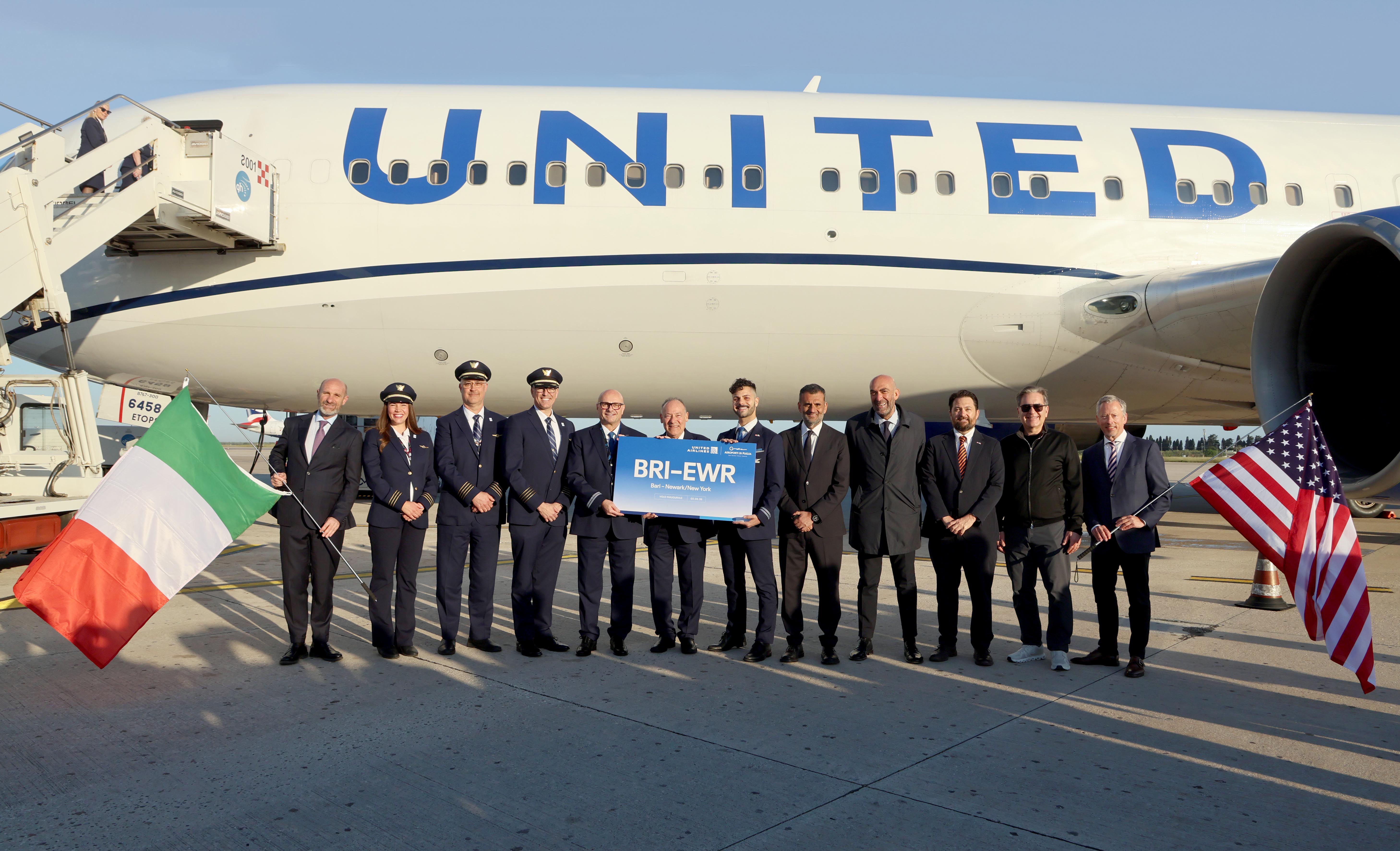 United-Airlines-Bari