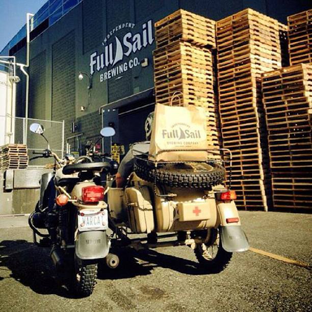 1001148_10151518209316985_1764358366_n