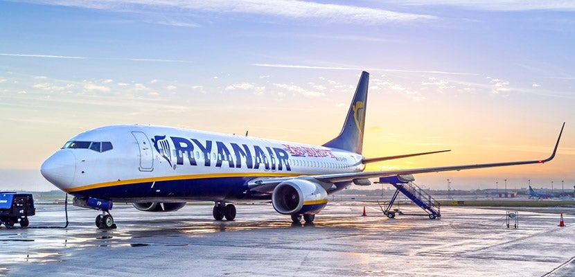 RyanAir-featured