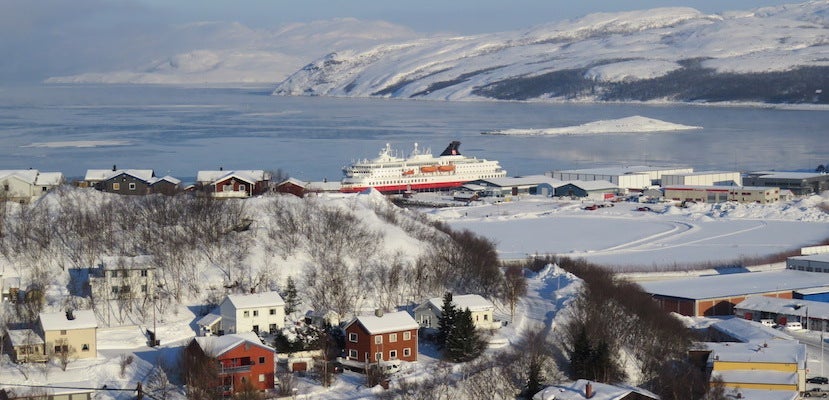 Featured_Kirkenes vista-Norway_byKelsyChauvin