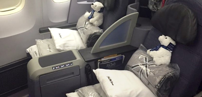 united-polaris-test-feat