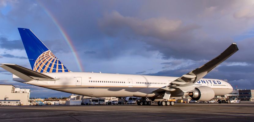 united 777-300er featured