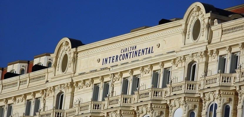 Carlton exterior featured