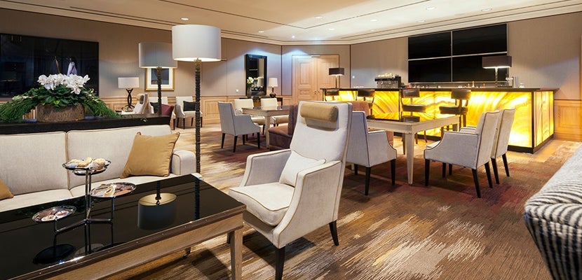 IMGfra_vip_club_lounge_1