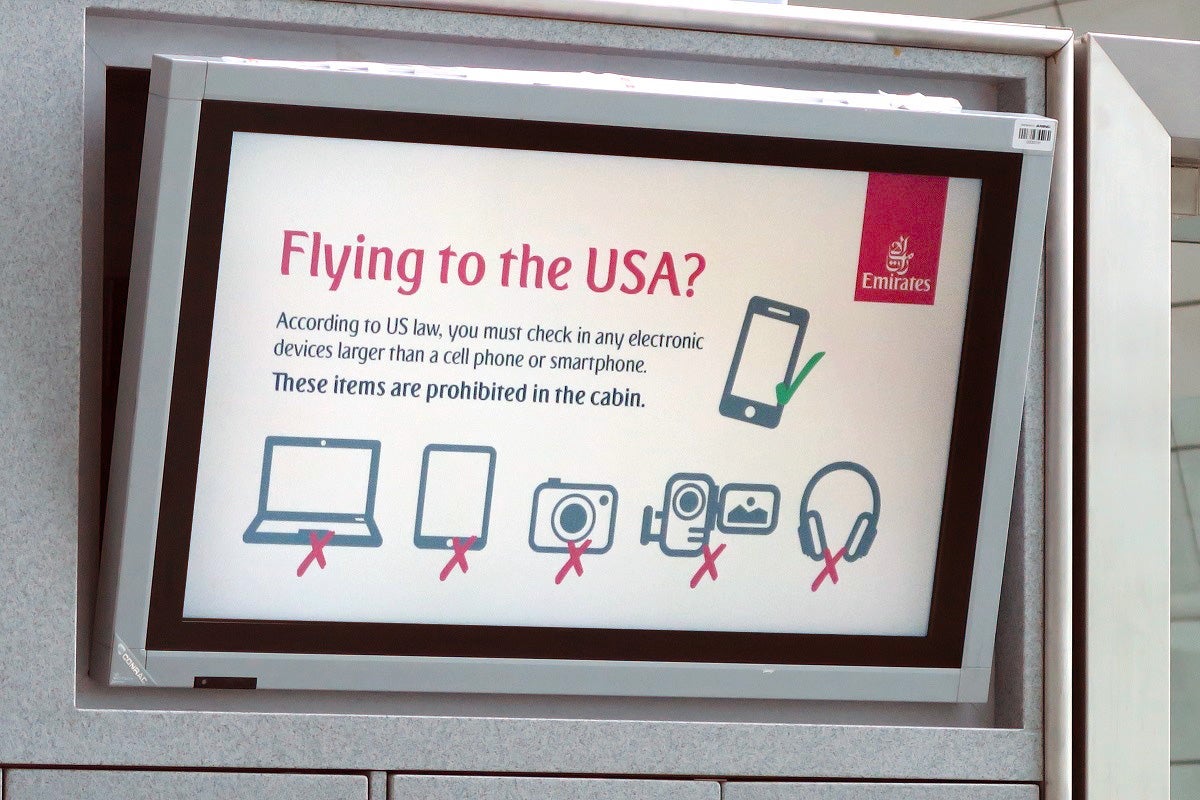 Emirates-electronics-DXB-board