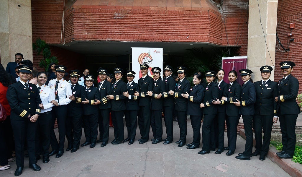 Women Pilot Of Air India Celebrate International Women Day