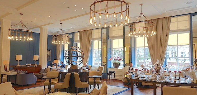 Waldorf Astoria Amsterdam feat