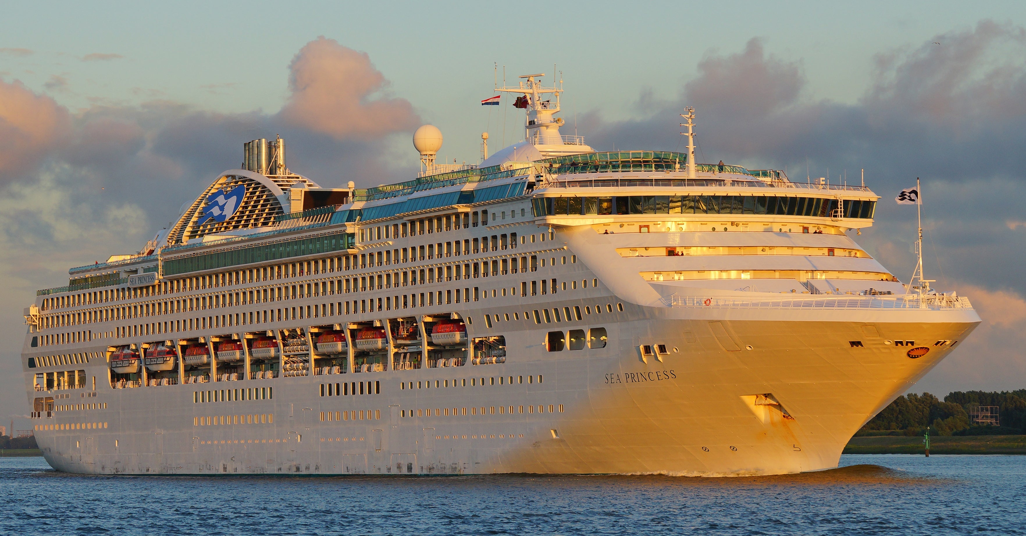 27869564766_3a0e3100d2_o