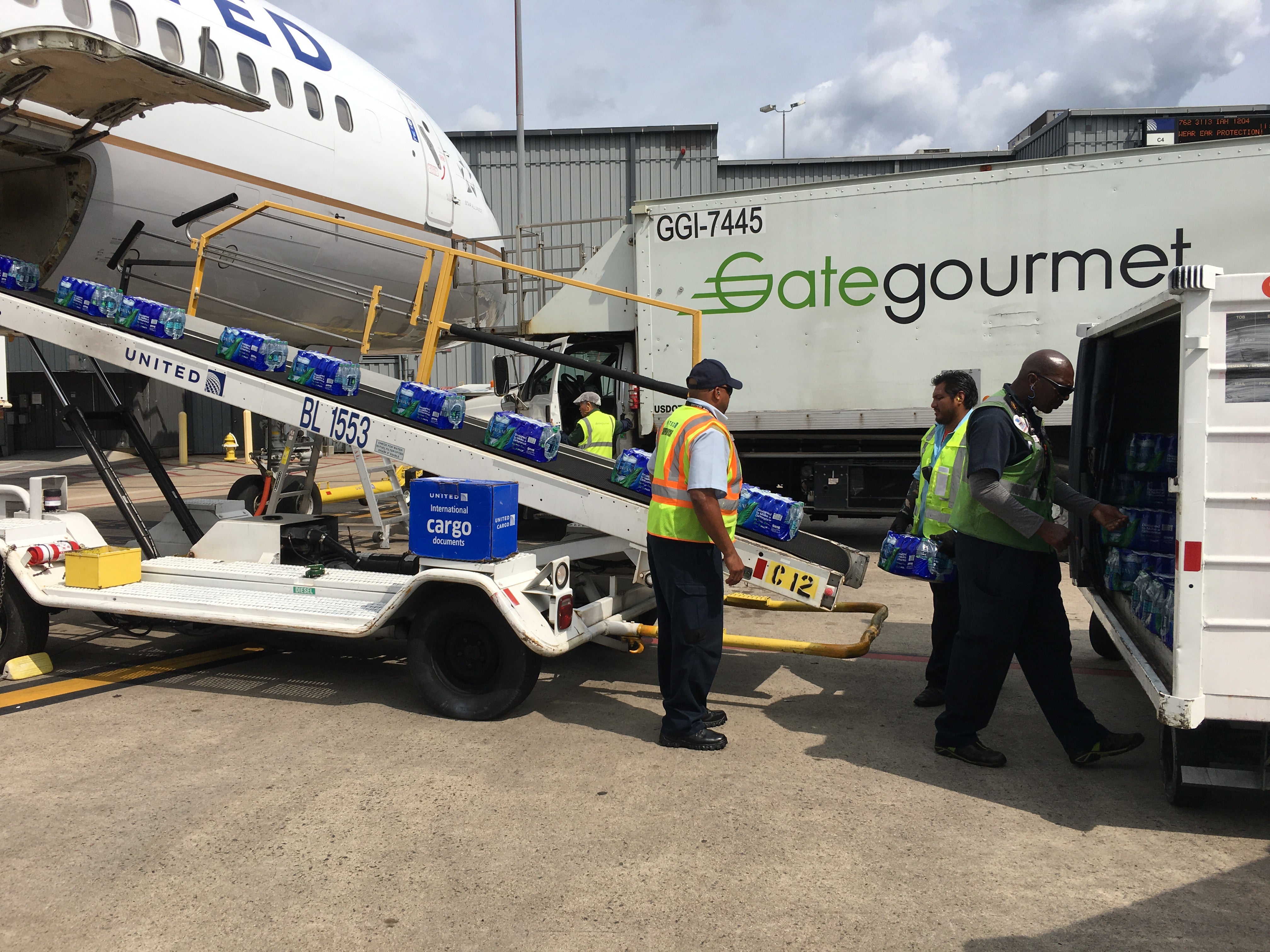 United Houston IAH Relief