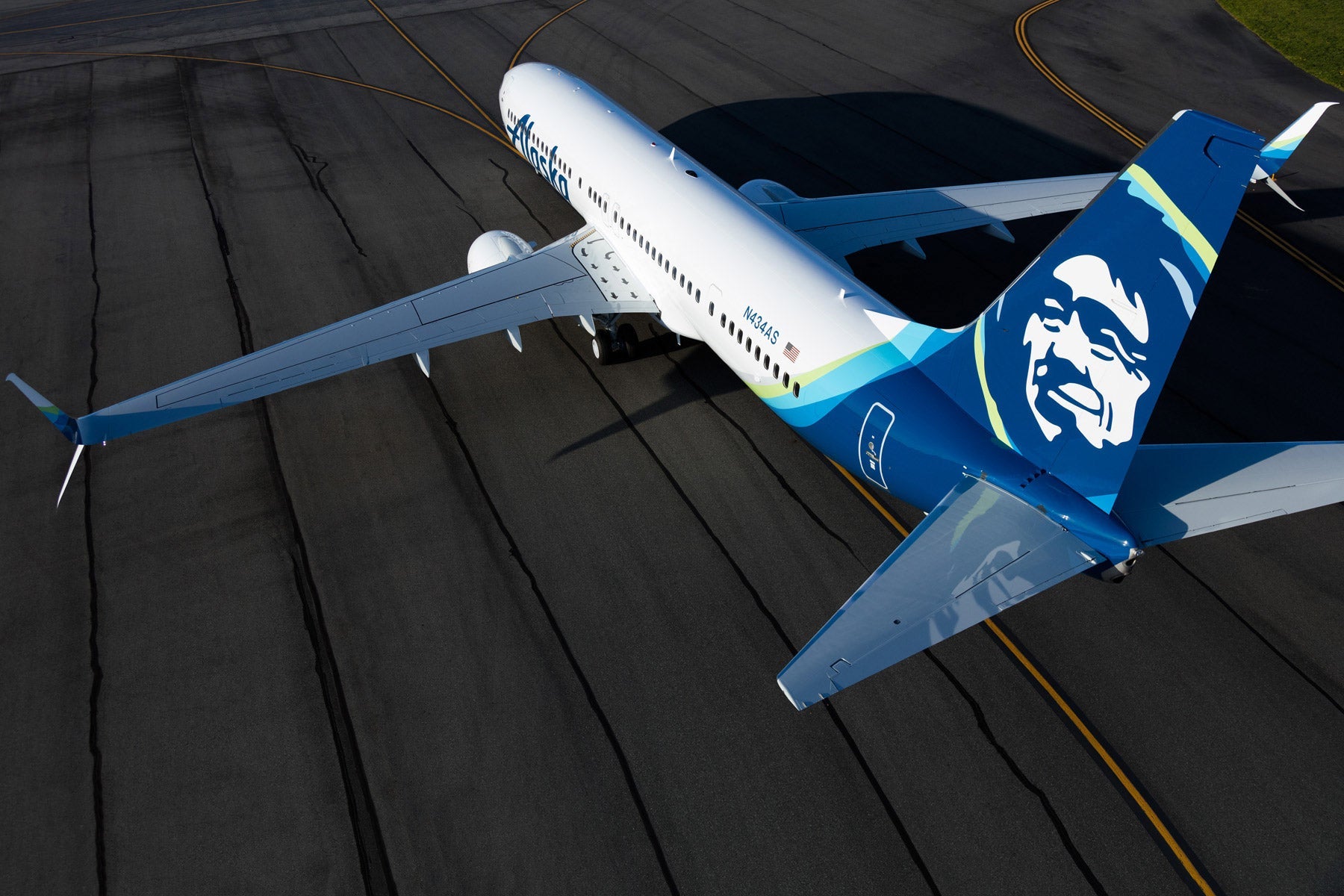 alaska-new-livery-overhead