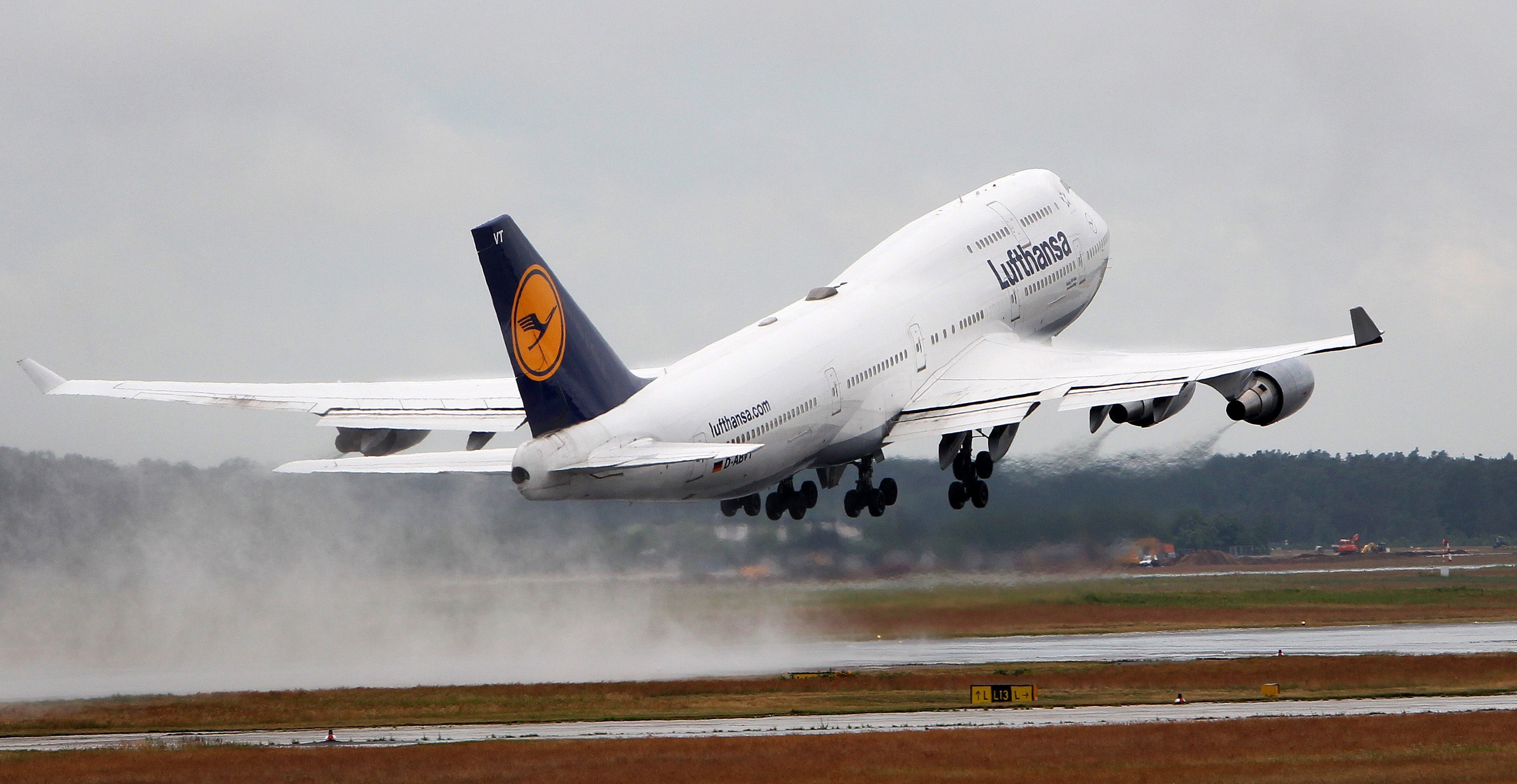 Lufthansa 747-400