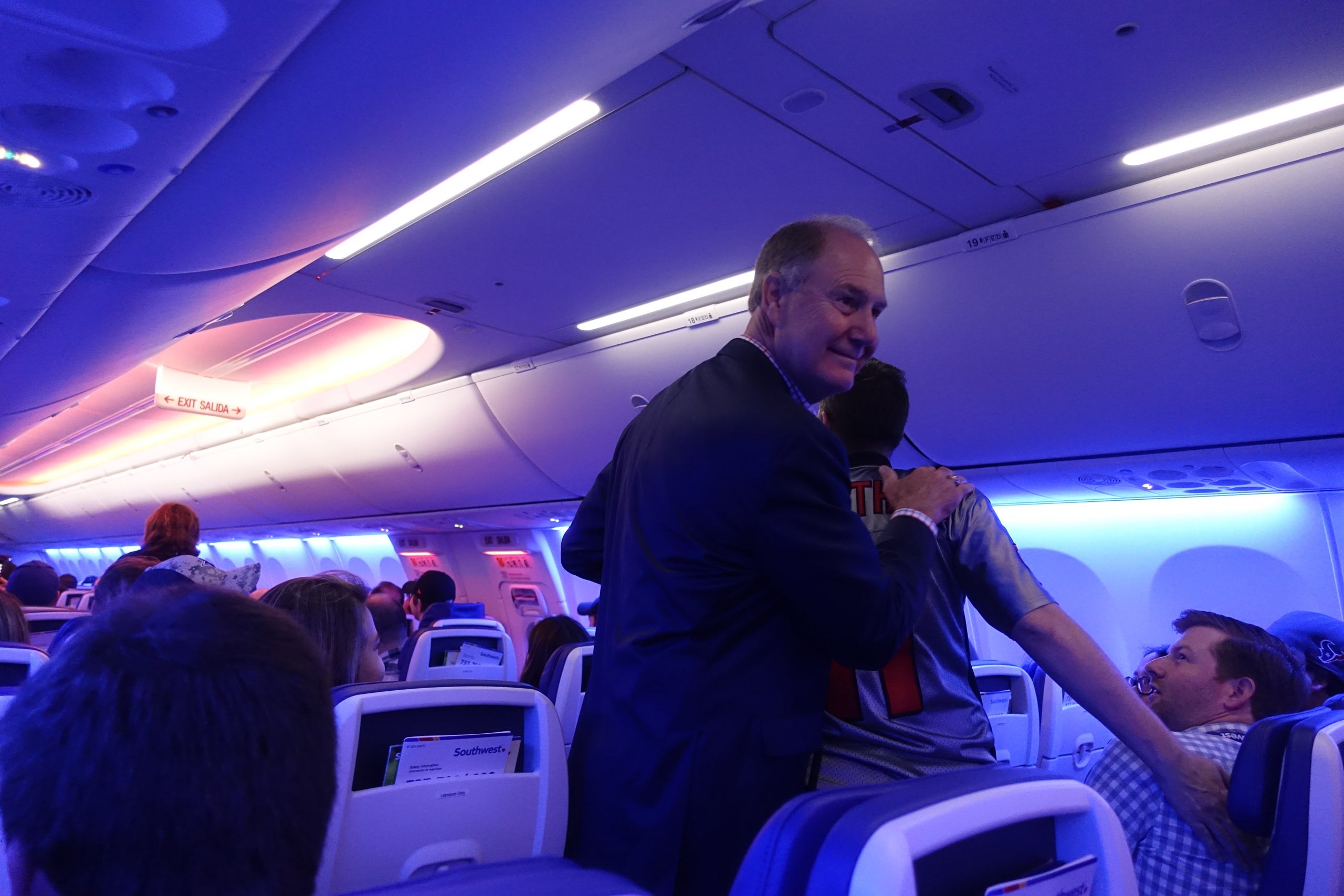 IMG-Southwest-737-max8-10