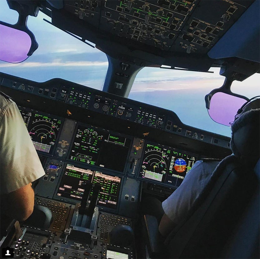 Pilots-to-follow-on-instagram